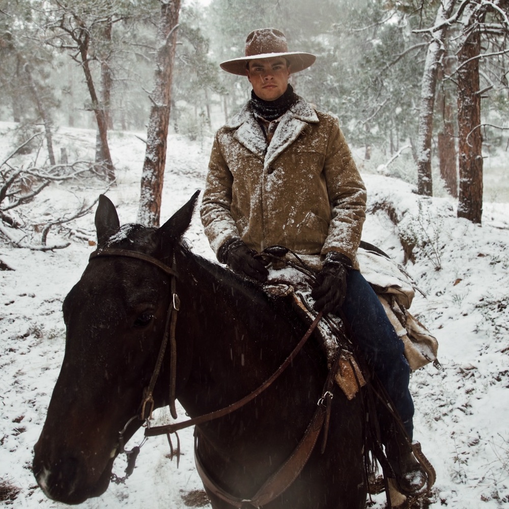 Meet your Posher, Caelan